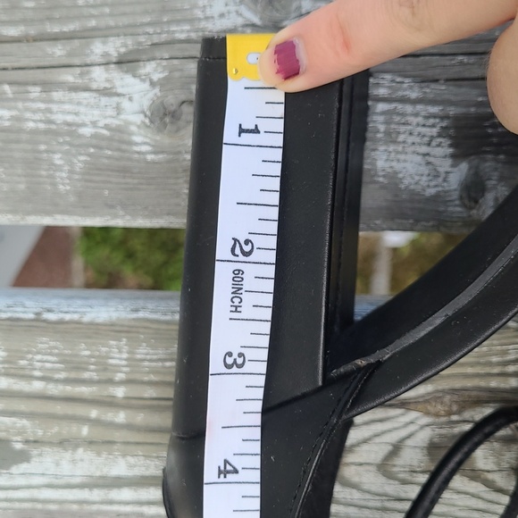 Black High Heels - Picture 5 of 5